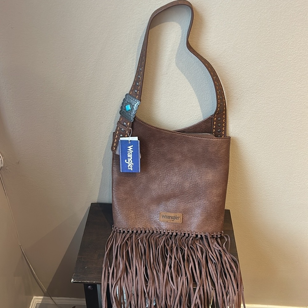 Wrangler Fringe Hobo Shoulder Bag with Studded Strap new Brown - Picture 5 of 8